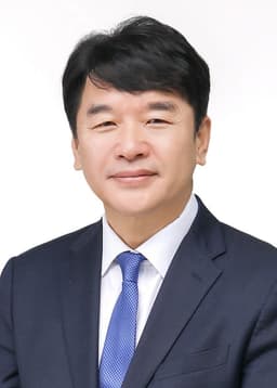문진석
