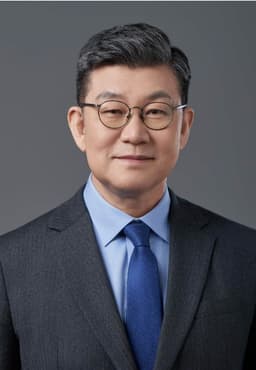 김남근